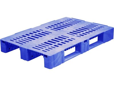 Паллет п/э 1200х800х150 перфорированный (версия 2), на 3-х полозьях цв. синий (TR 1208-3 синий)