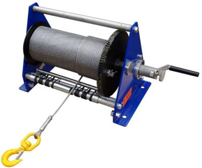 Лебедка канатная "Дина - 2" г/п 500 кг L-40м ВБИ