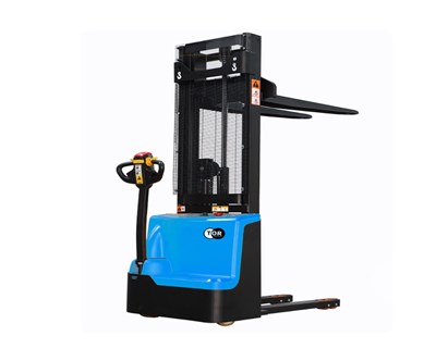 Штабелер самоходный 1,2 т 2,5 м TOR WS12H-2500FL PRO 24/85 В/Ач контр. скорости, свобод. ход - фото 64478